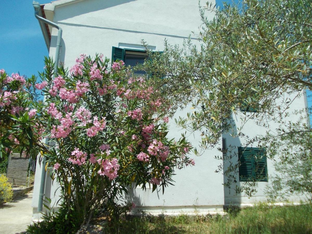 Rustic Holiday Home Miketa Lukoran Exterior foto